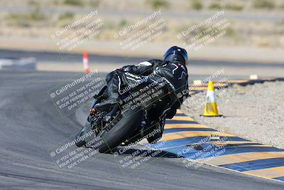 media/Feb-03-2024-SoCal Trackdays (Sat) [[767c60a41c]]/2-Turn 11 (10am)/